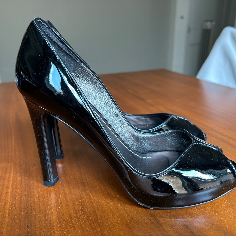 Diane Von Furstenberg Black Patent Leather Heels 8.5M